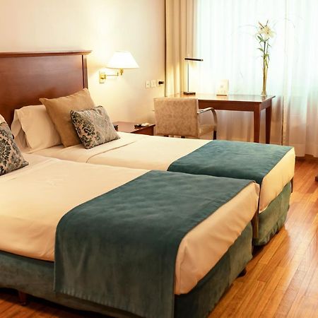 Grand Brizo Comahue Hotel Neuquen Bagian luar foto