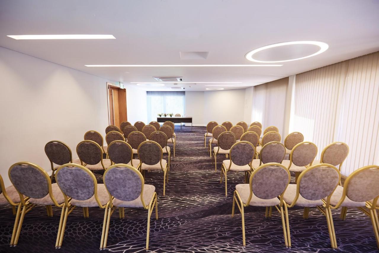 Grand Brizo Comahue Hotel Neuquen Bagian luar foto