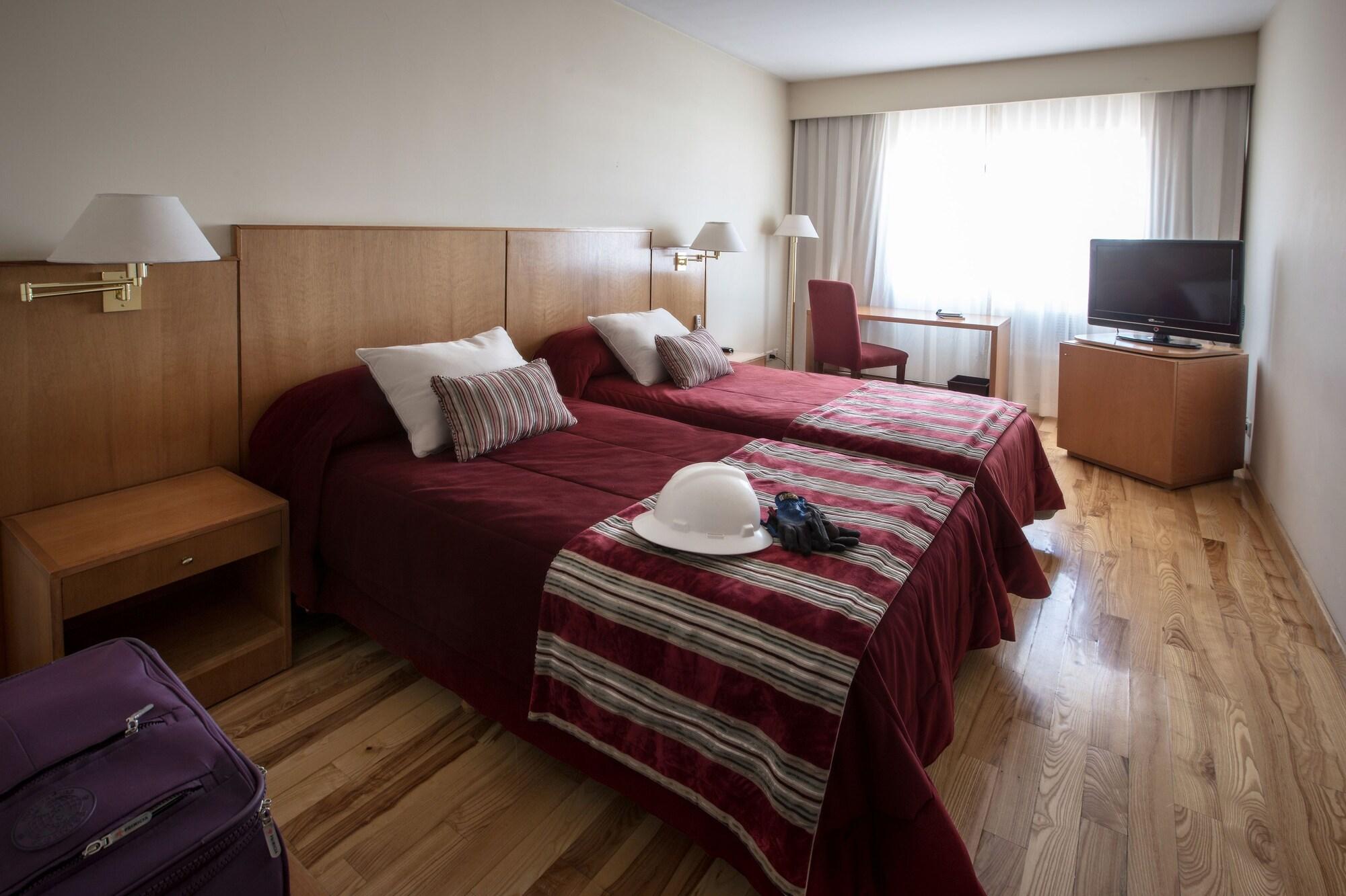 Grand Brizo Comahue Hotel Neuquen Bagian luar foto