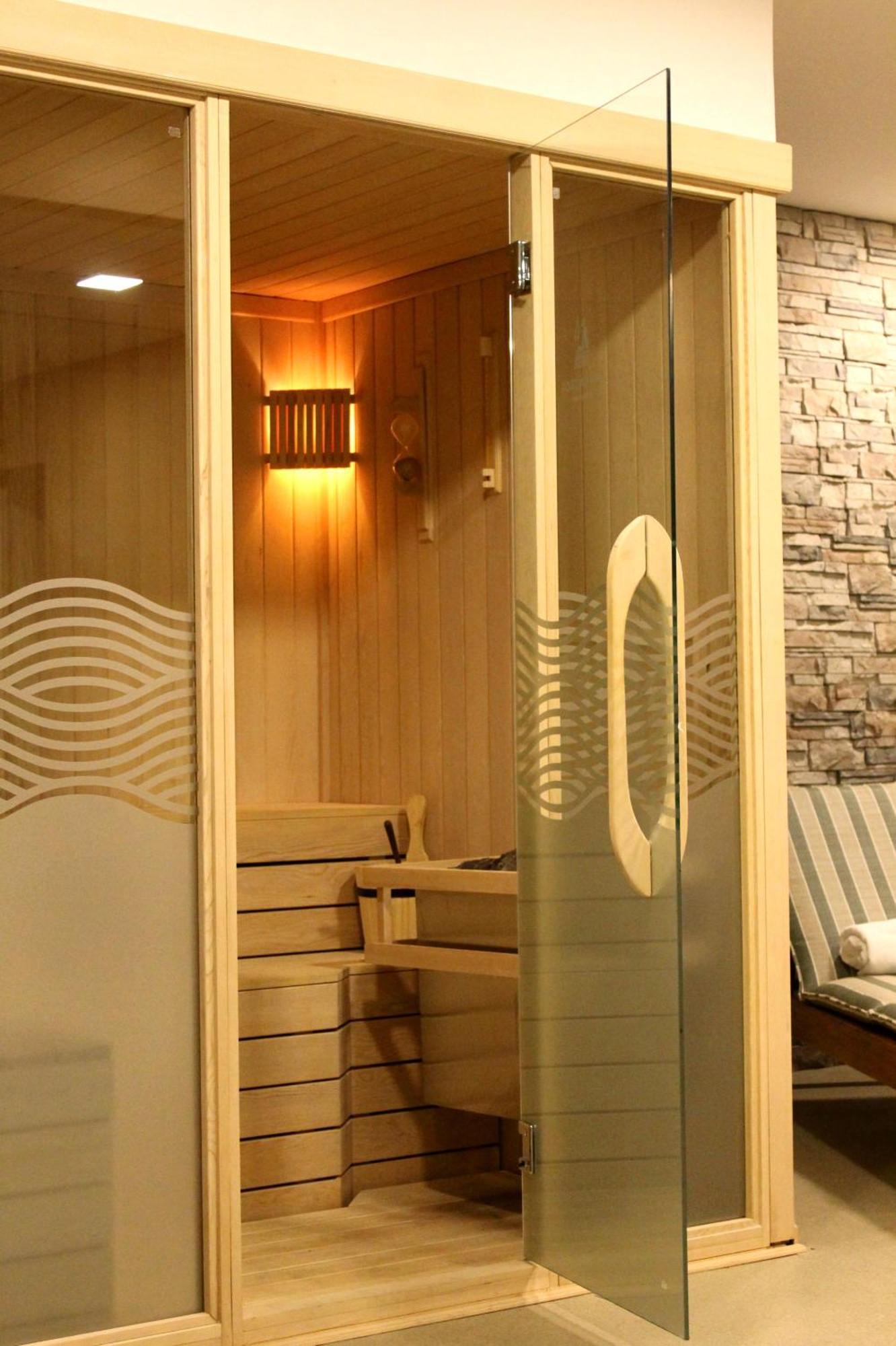 Grand Brizo Comahue Hotel Neuquen Bagian luar foto