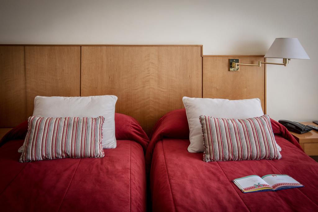 Grand Brizo Comahue Hotel Neuquen Bagian luar foto